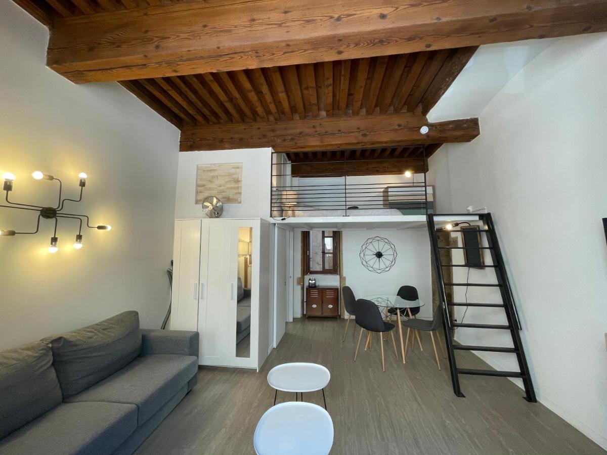 Appartement Cosy Au Coeur Du Vieux Лион Экстерьер фото